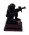 Estatua de coleccionismo Geo de la Policía Nacional, aleación de Metal maziza con Base de Madera Pulida y barnizada